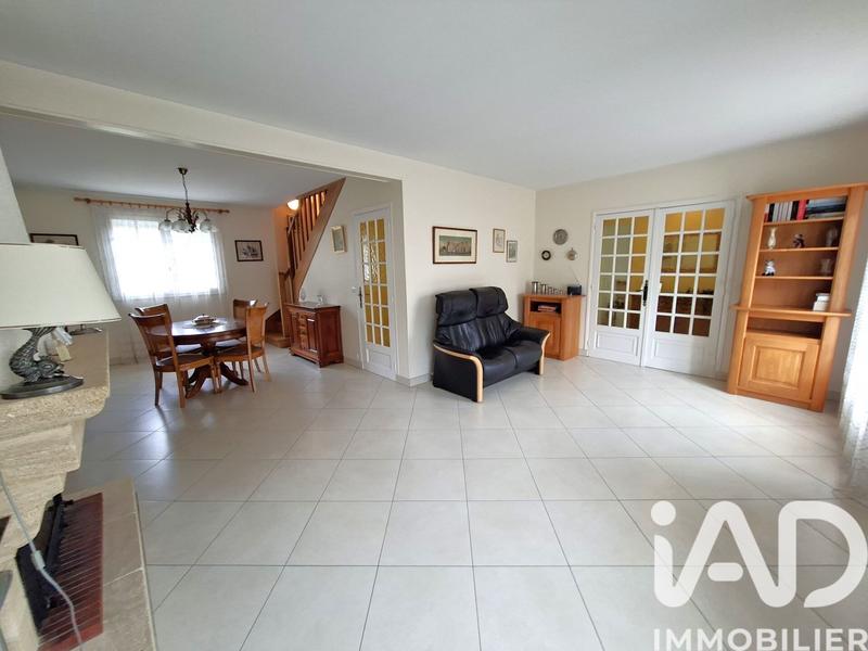 Maison - 222 m² - 6 pièces