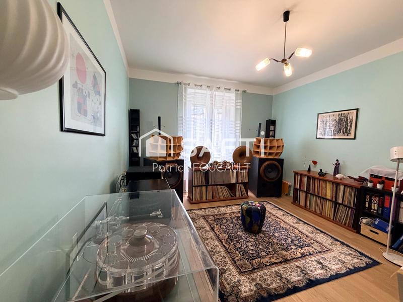 Appartement - 166 m² - 6 pièces