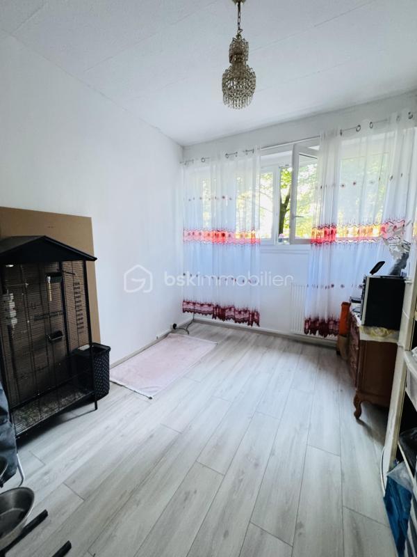 Appartement - 94 m² - 5 pièces