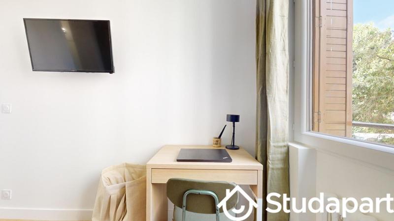 Chambre - 10 m² - 1 pièce