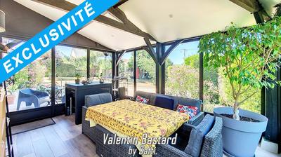 Maison - 213 m² - 8 pièces