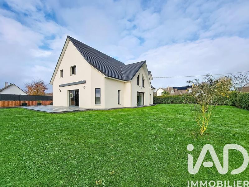 Maison - 205 m² - 8 pièces