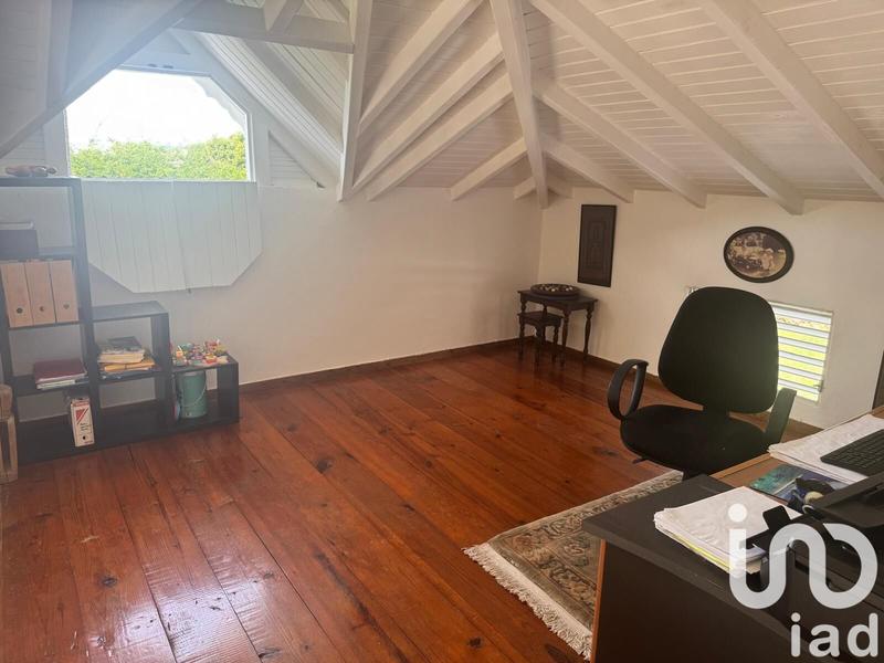 Maison - 200 m² - 10 pièces