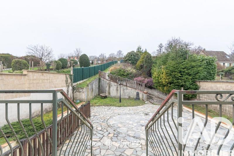 Maison - 130 m² - 6 pièces