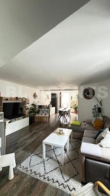 Appartement - 141 m² - 6 pièces