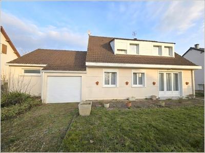 Maison - 118 m² - 6 pièces