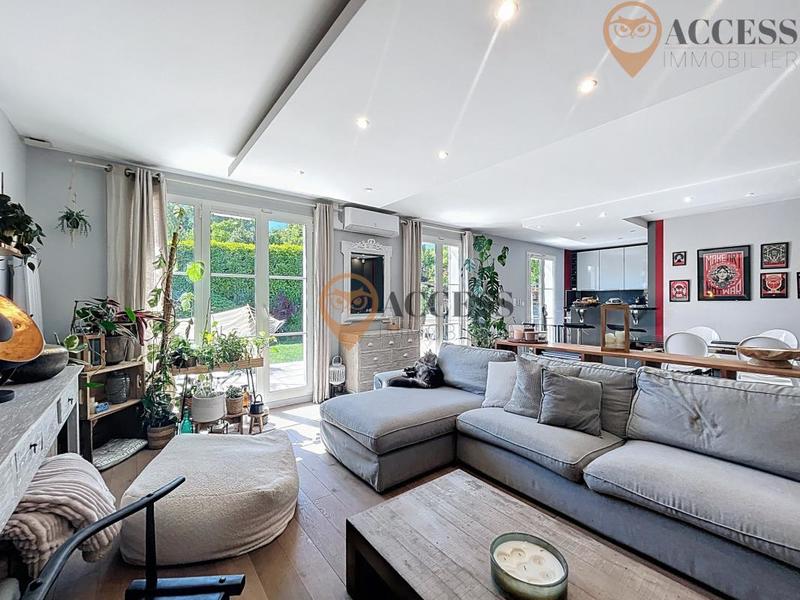 Maison - 166 m² - 6 pièces