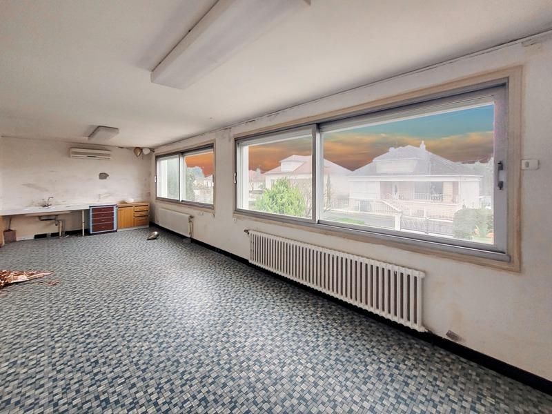 Maison - 168 m² - 7 pièces