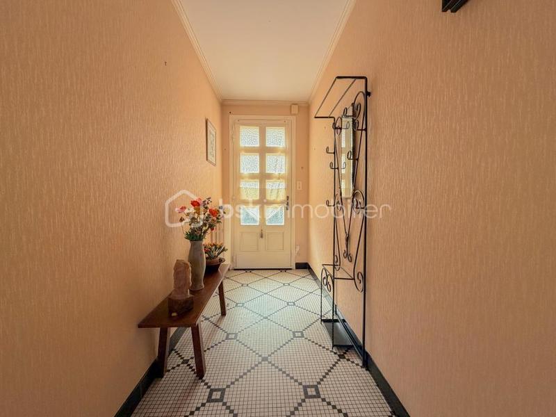 Maison - 131 m² - 6 pièces