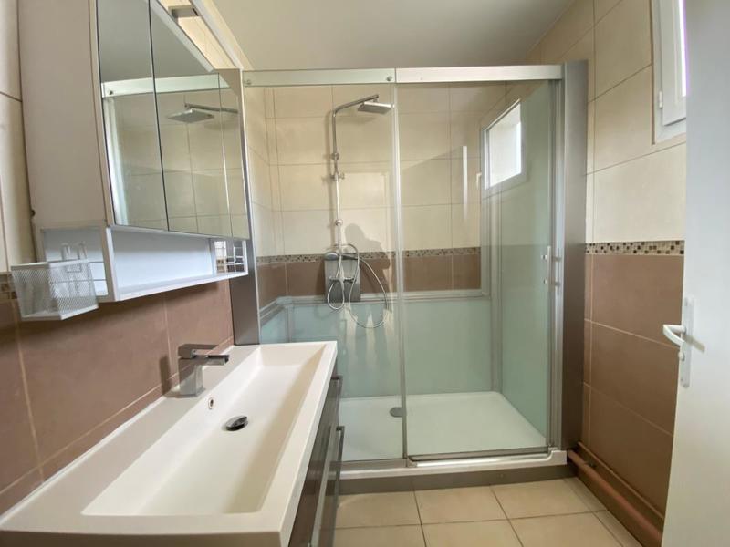 Appartement - 60 m² - 2 pièces