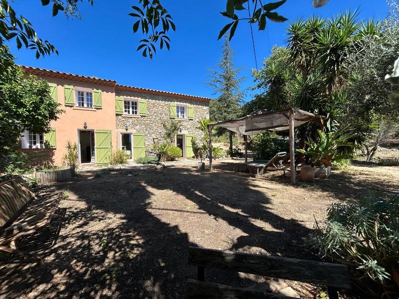 Bastide - 100 m² - 5 pièces