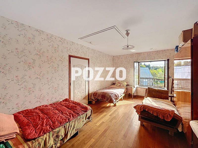 Maison - 104 m² - 4 pièces