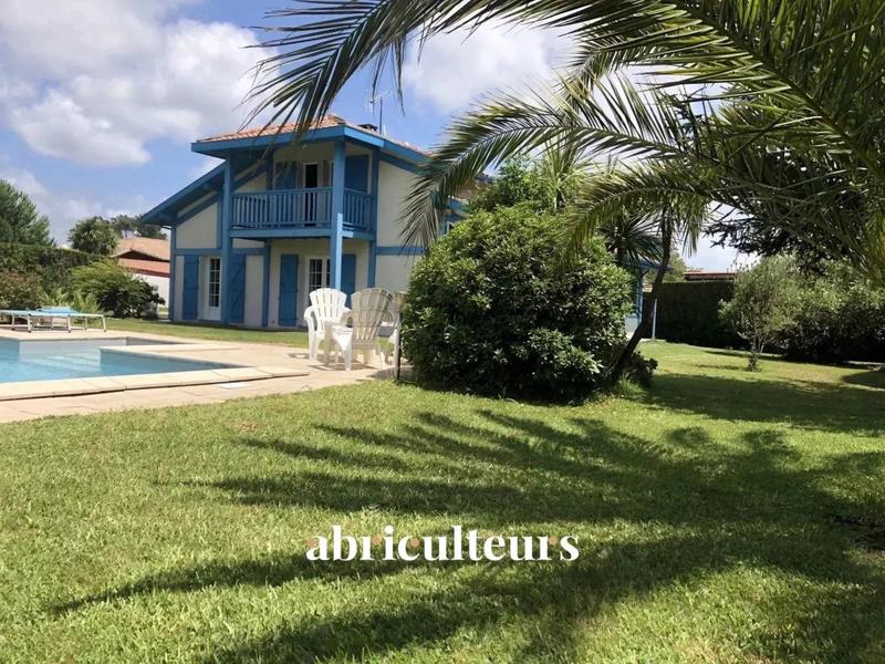 Maison ancienne - 160 m² - 5 pièces