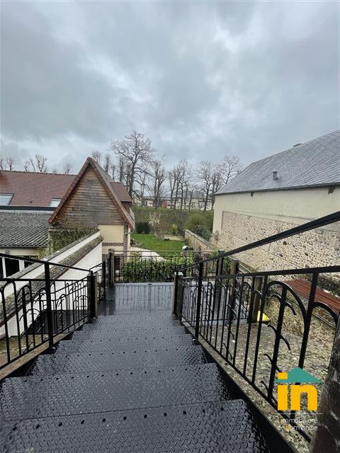 Appartement - 125 m² - 5 pièces