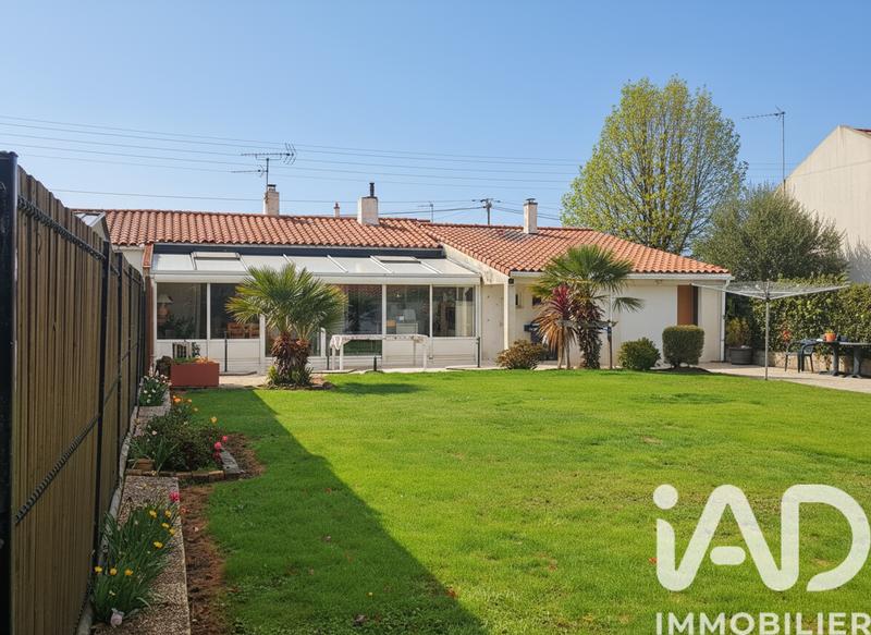 Maison - 90 m² - 4 pièces