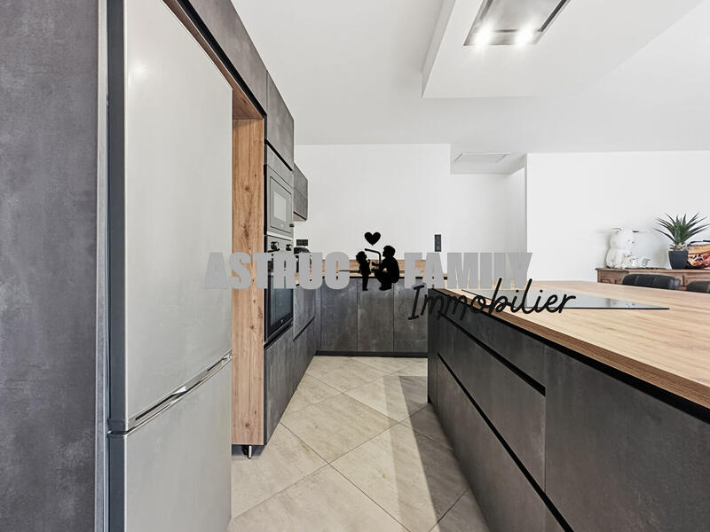 Maison - 135 m² - 4 pièces