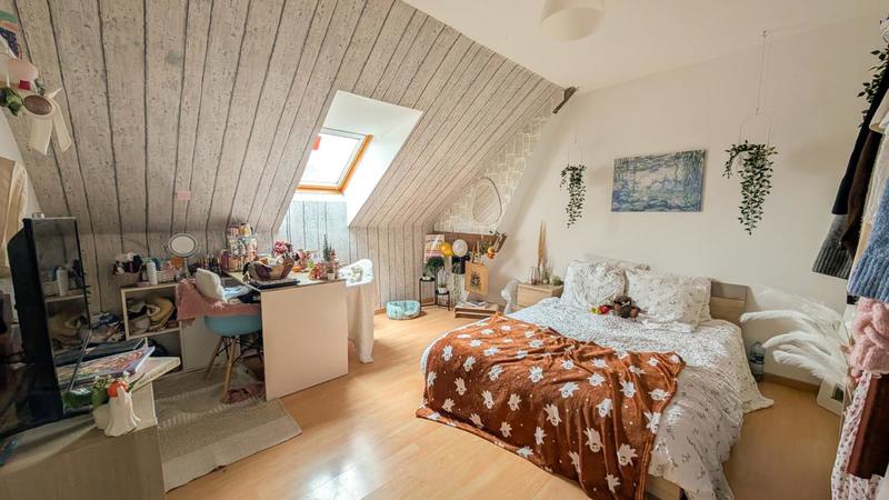 Maison - 151 m² - 7 pièces