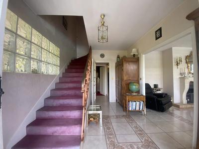 Maison - 237 m² - 5 pièces