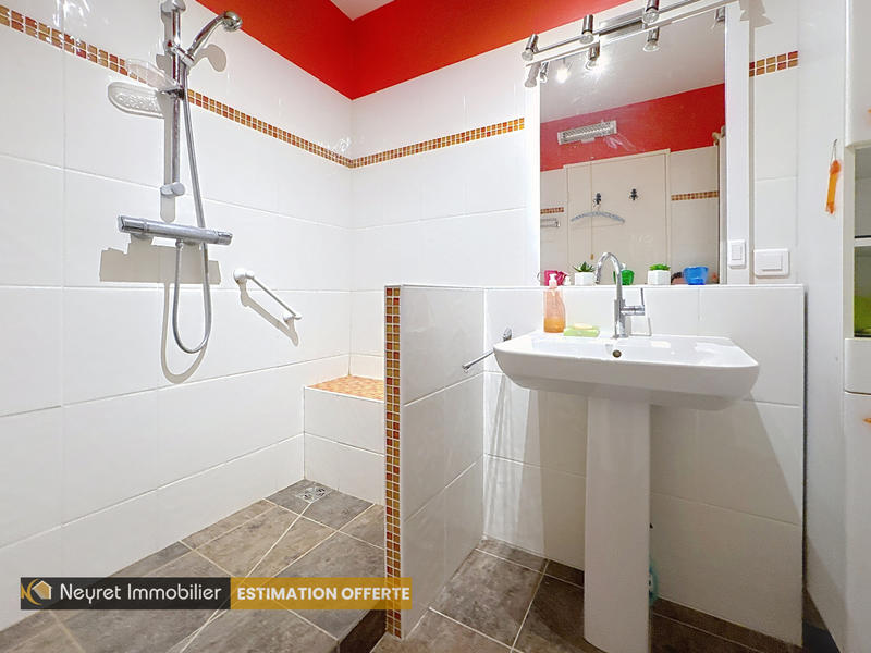 Appartement - 72 m² - 4 pièces