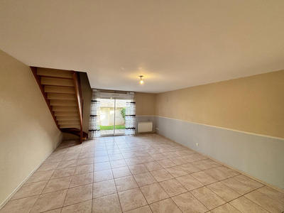 Maison - 120 m² - 9 pièces