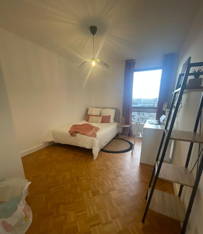Chambre - 22 m² - 5 pièces