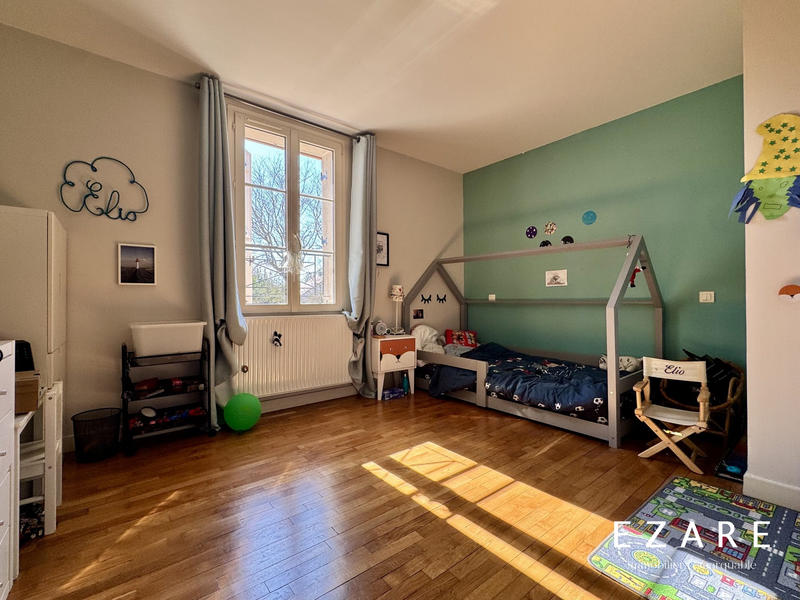 Maison - 192 m² - 6 pièces