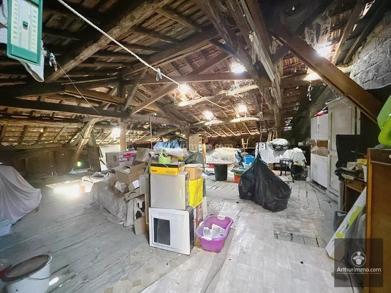 Immeuble - 185 m² - 10 pièces