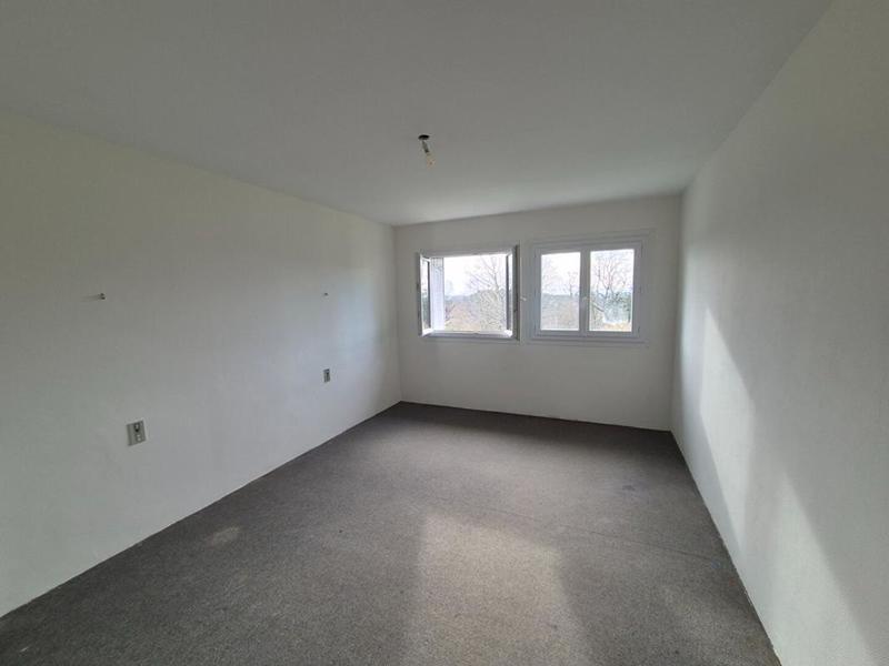 Maison - 204 m² - 7 pièces