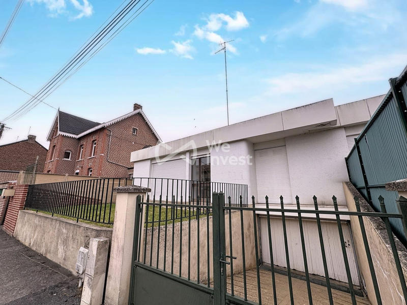 Maison - 93 m² - 4 pièces