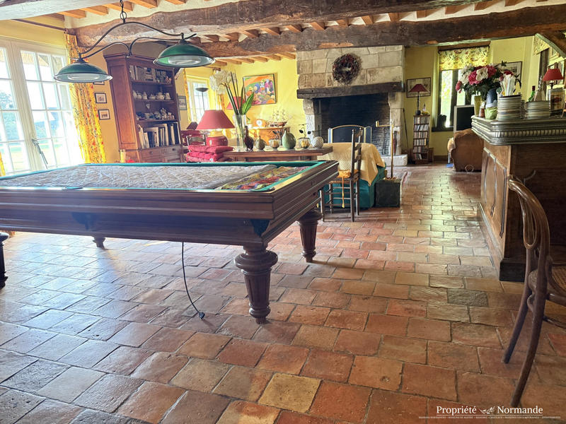 Maison ancienne - 238 m² - 8 pièces