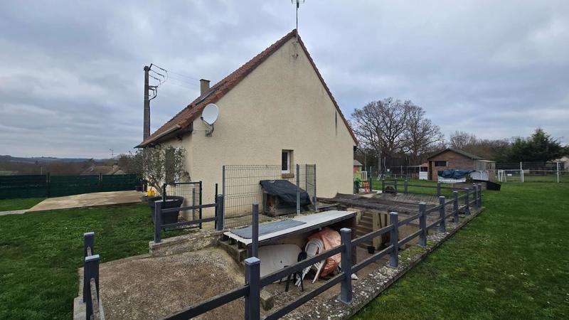 Maison - 99 m² - 5 pièces