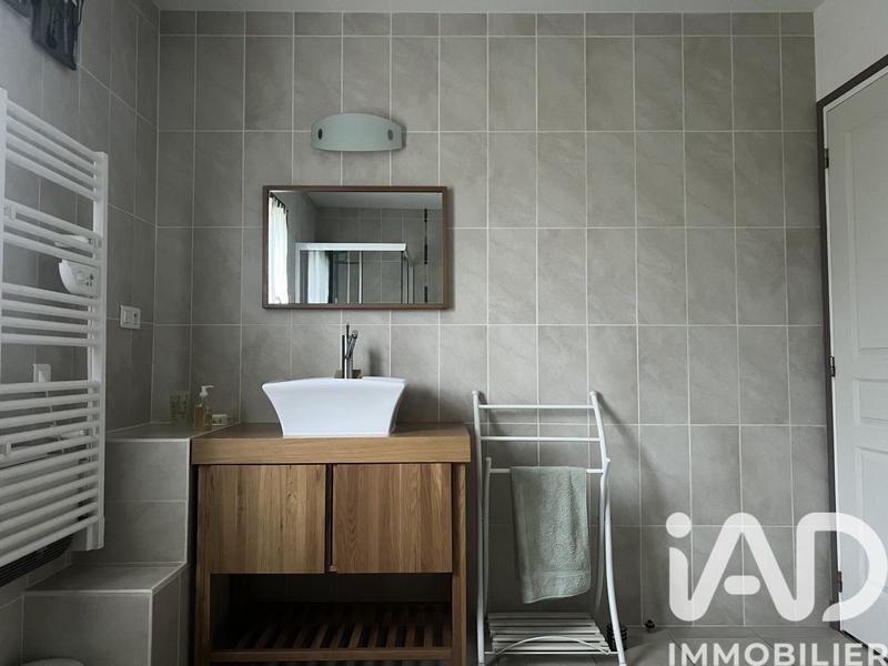 Maison - 280 m² - 6 pièces