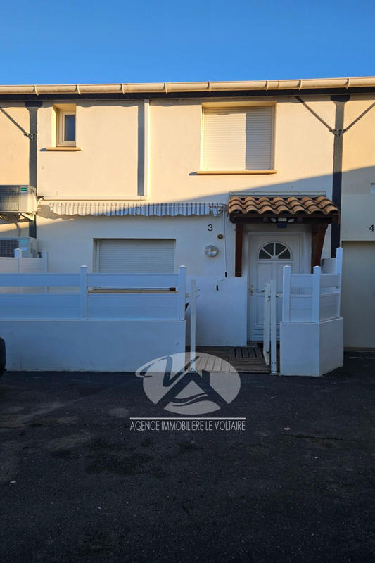 Propriété - 565 m²