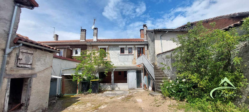 Maison - 104 m² - 6 pièces