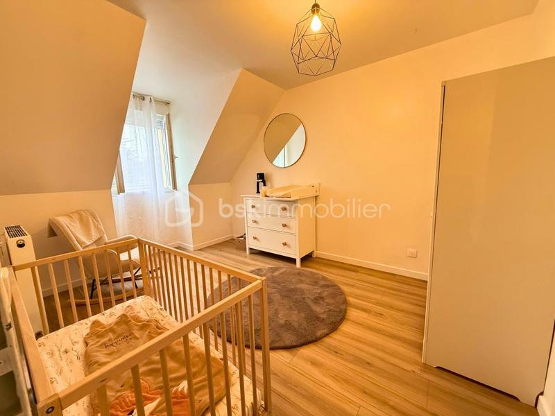 Pavillon - 100 m² - 5 pièces