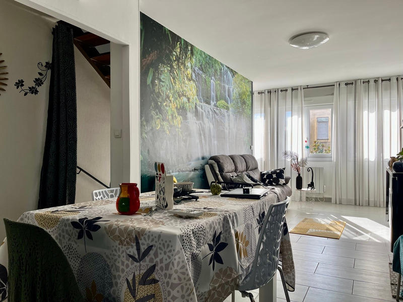 Maison - 76 m² - 3 pièces