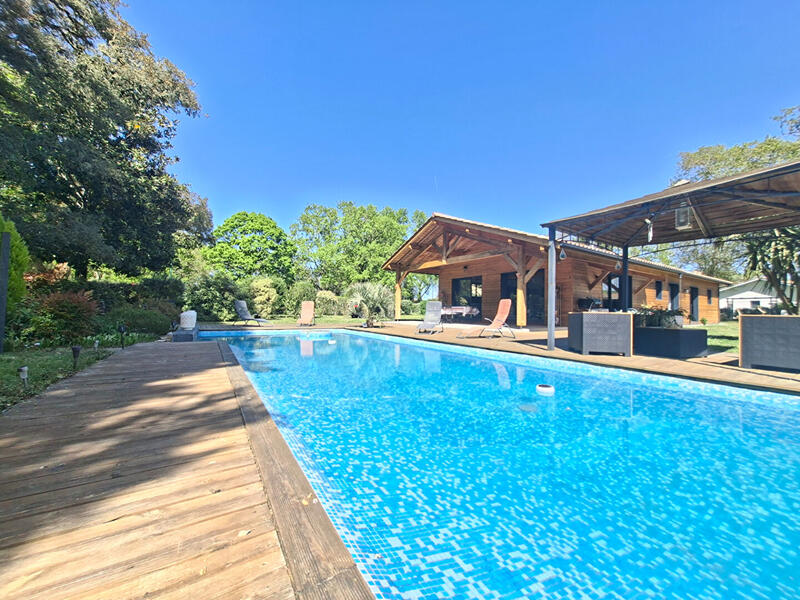 Maison - 113 m² - 6 pièces