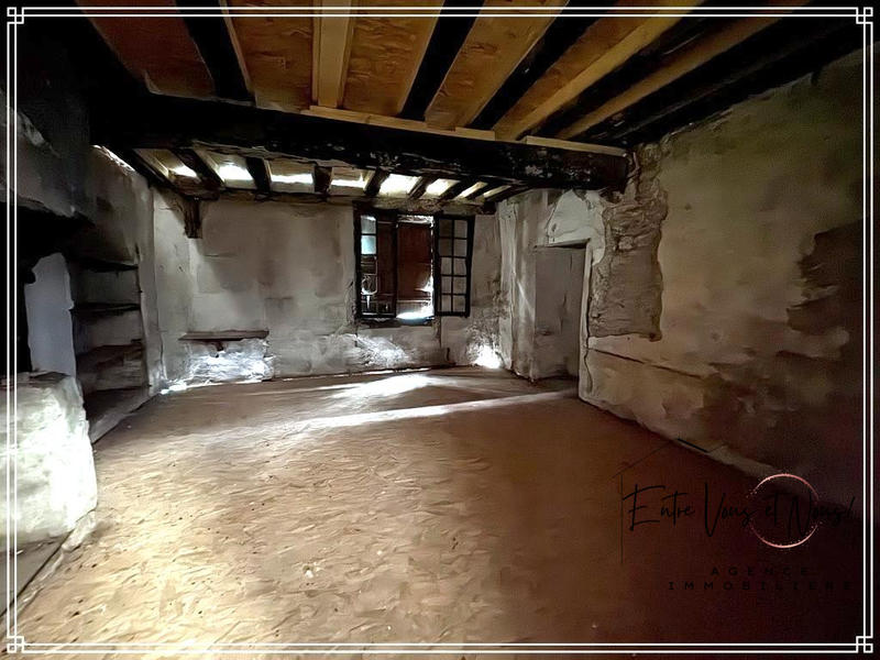 Maison ancienne - 212 m² - 5 pièces