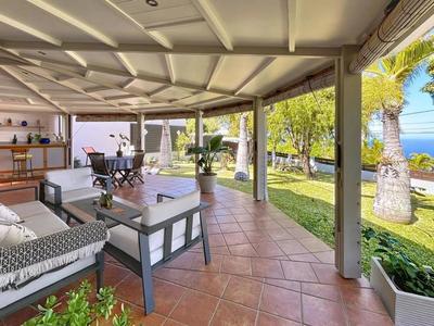 Villa - 179 m² - 5 pièces