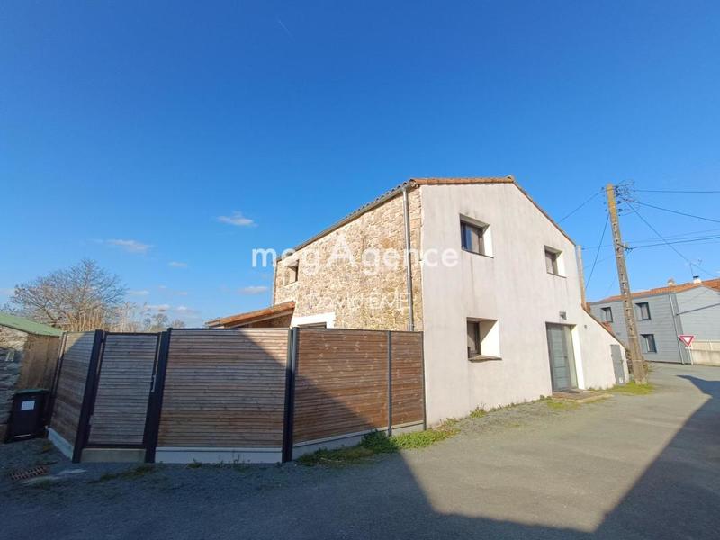 Maison ancienne - 94 m² - 5 pièces