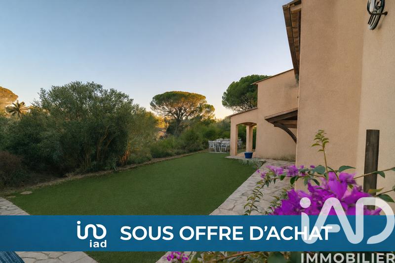 Maison - 209 m² - 8 pièces