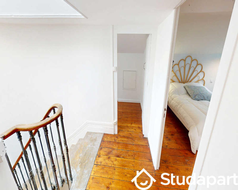 Chambre - 230 m² - 1 pièce