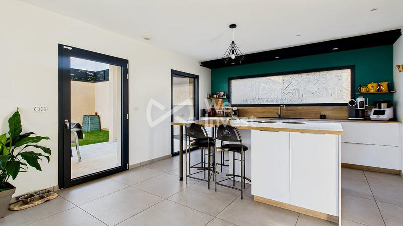 Maison - 138 m² - 6 pièces