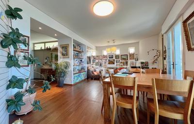 Appartement - 84 m² - 3 pièces