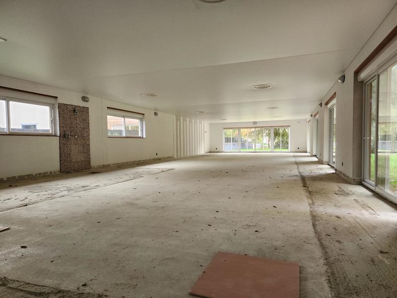 Maison - 232 m² - 2 pièces