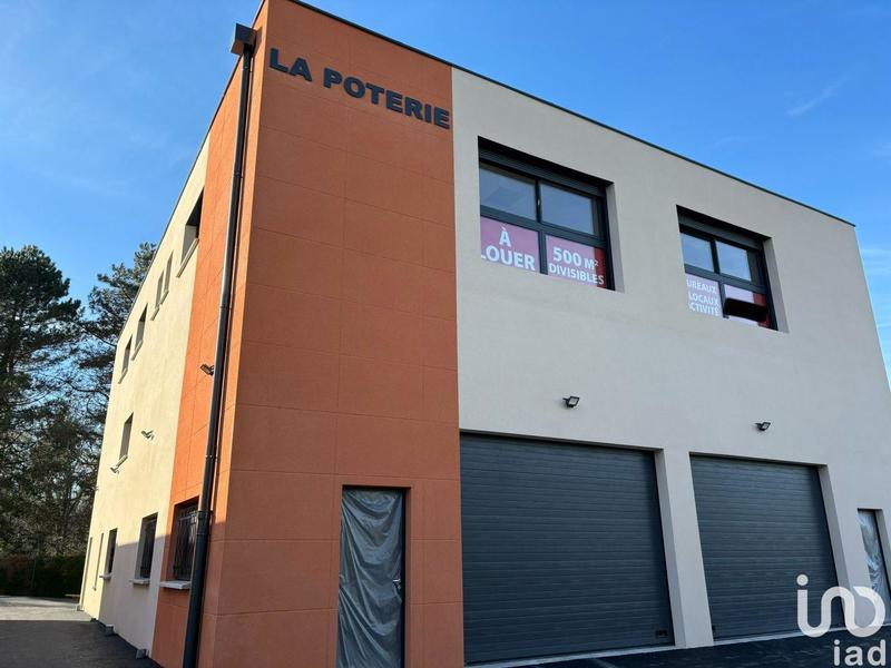 Local commercial - 143 m²