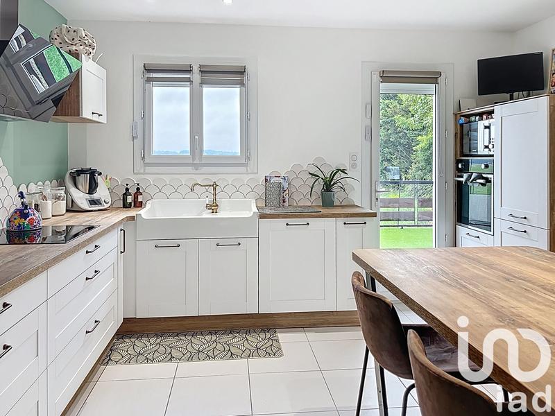 Maison - 180 m² - 5 pièces