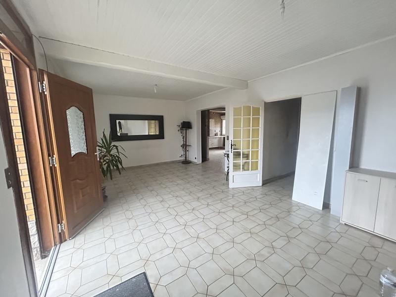 Maison - 111 m² - 8 pièces