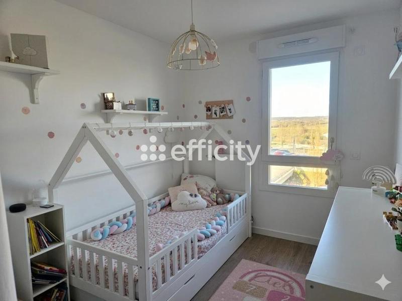 Appartement - 80 m² - 4 pièces