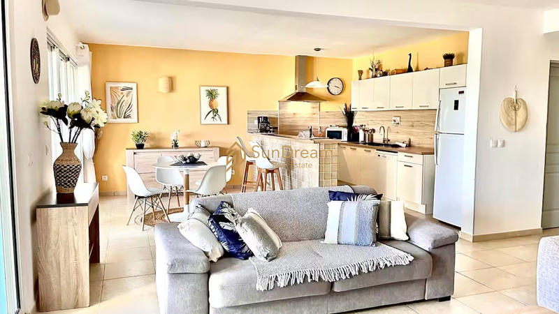 Appartement - 92 m² - 3 pièces